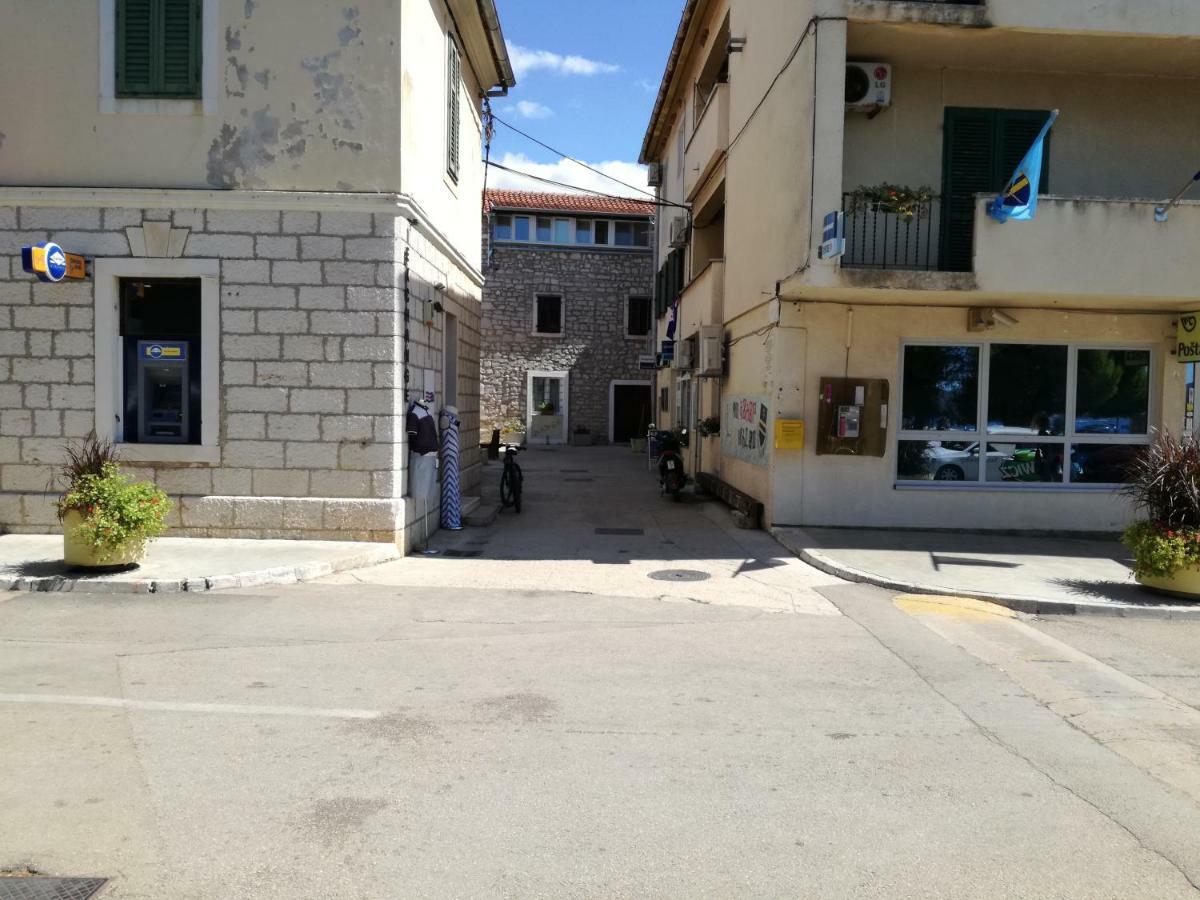 Ana Apartment Sveti Filip i Jakov Exterior photo
